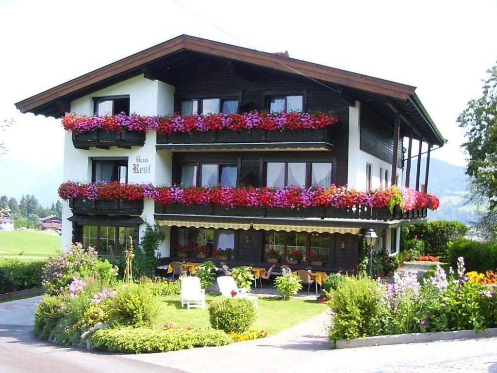 Pension Resi ライト・イム・アルプバッハタール エクステリア 写真