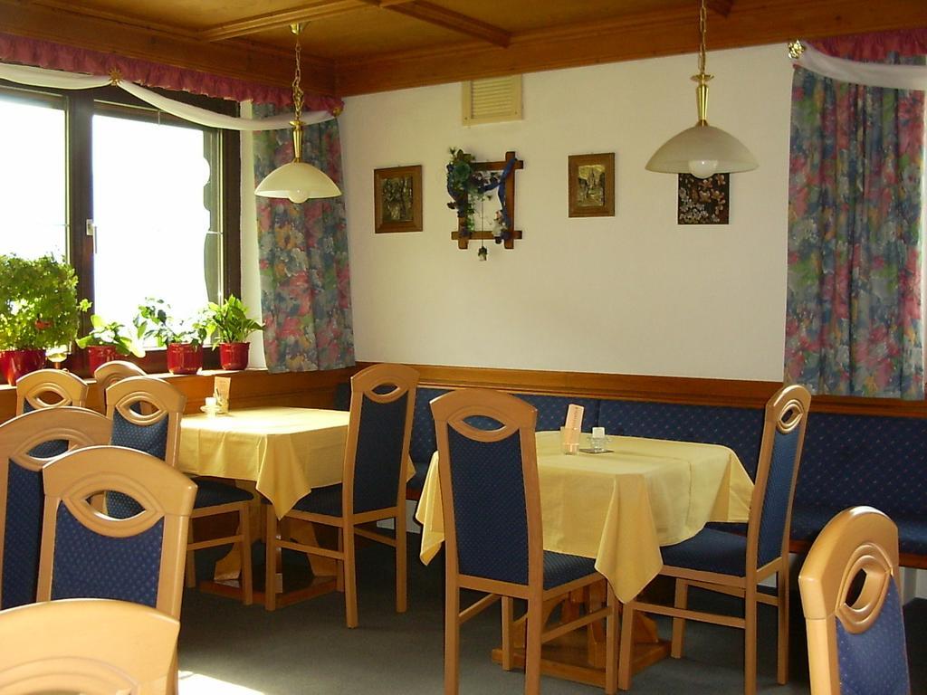 Pension Resi ライト・イム・アルプバッハタール エクステリア 写真
